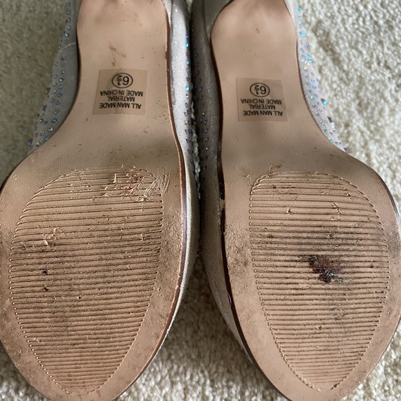 Formal dress heels - Picture 5 of 7